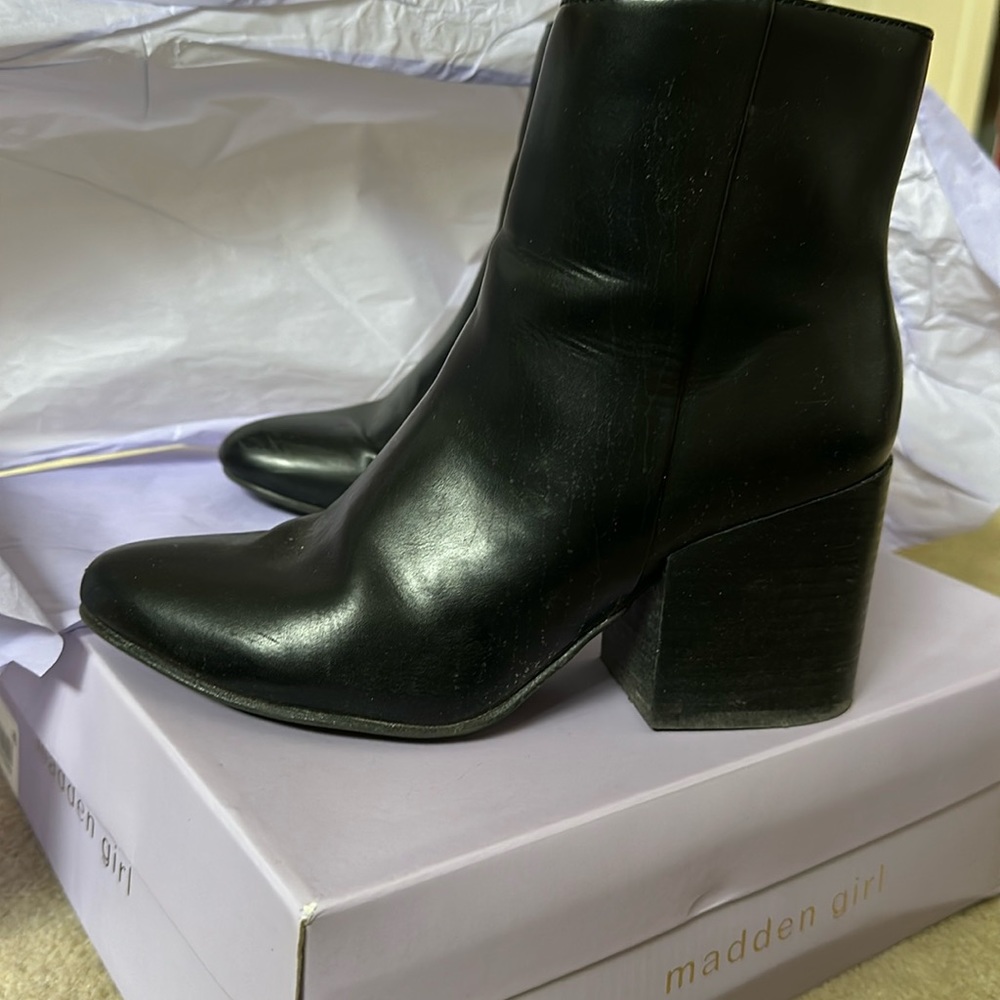 Madden Girl black boots